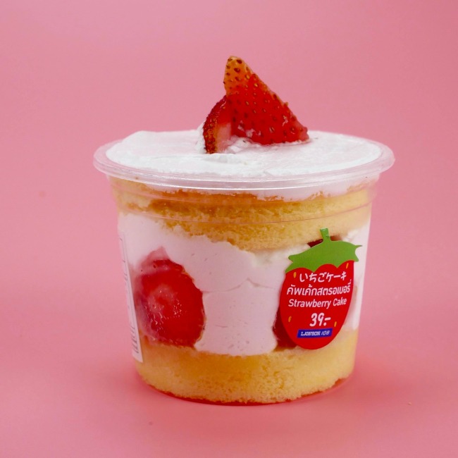 lawson-108-strawberry-cake
