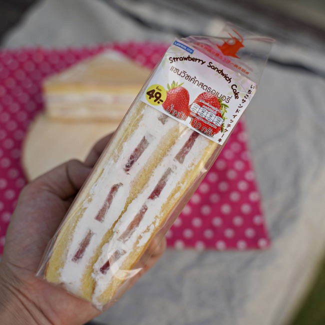 lawson108-strawberry-sandwich-cake