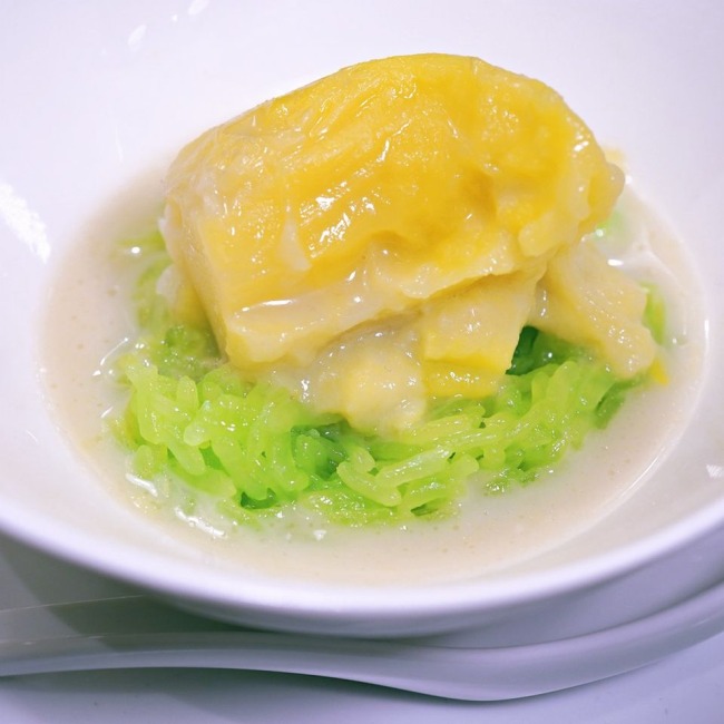 sp-durian-sticky-rice