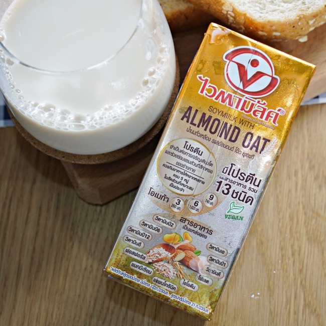 vitamilk-almond-oat