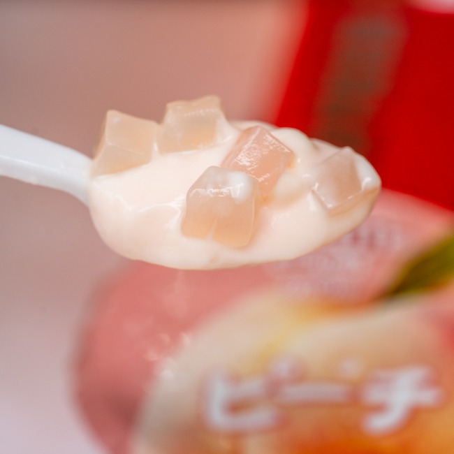 meiji-yoghurt-peach