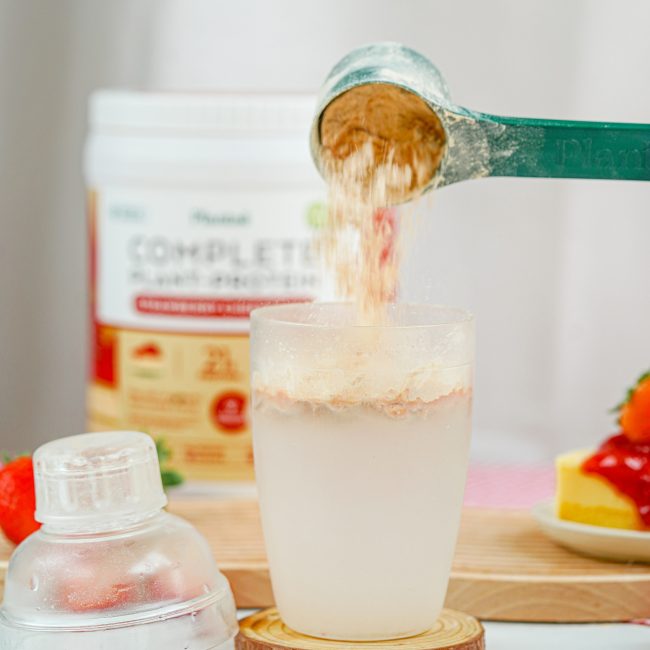 plantae-protien-strawberry-3