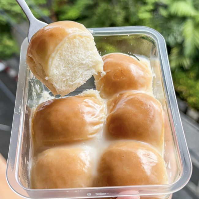 butter-milk-bun-bow-2