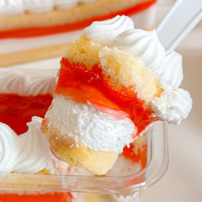 cj-strawberry-cake-5