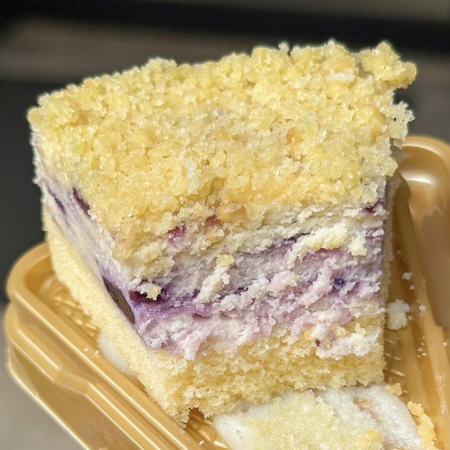 blueberry-crumble-creamcheese-7-11-5