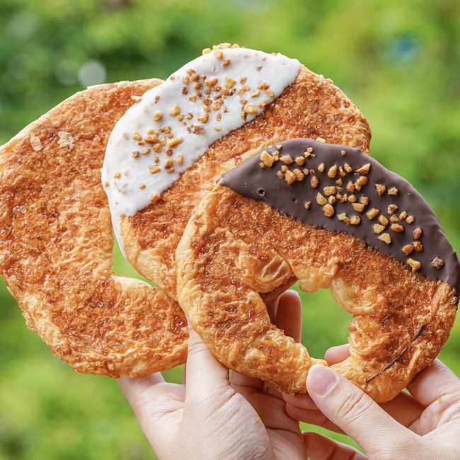 flat-croissant-7-11-2