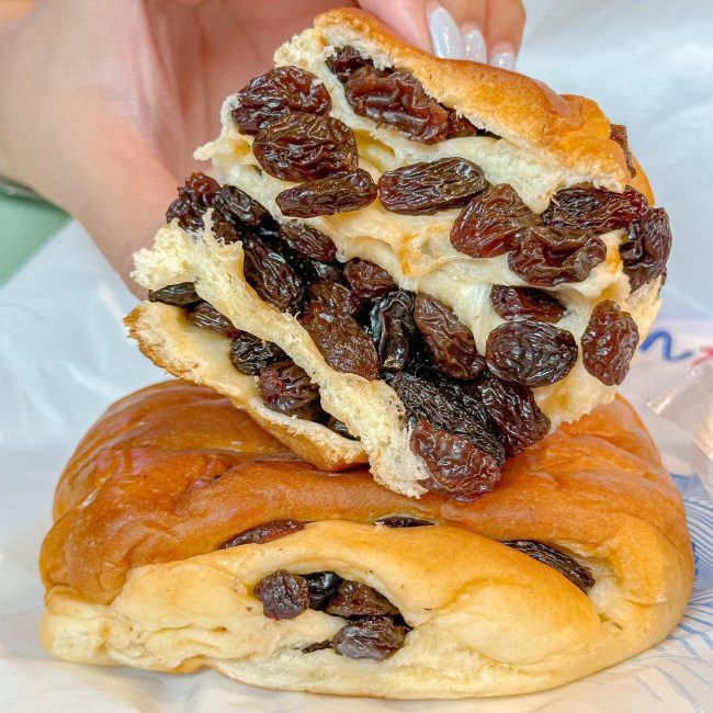 honolulu-raisin-roll-yamazaki-3