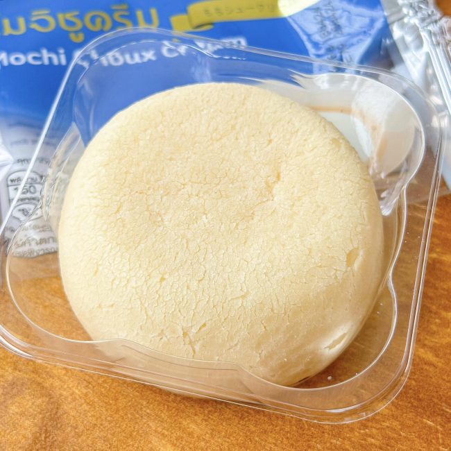 mochi-choux-cream-7-11-3