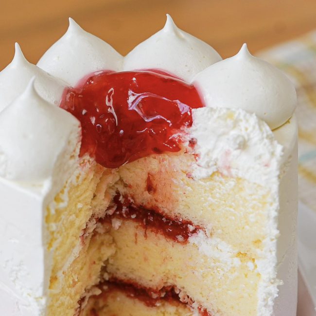 strawberry-milk-cream-cake-7-11-4