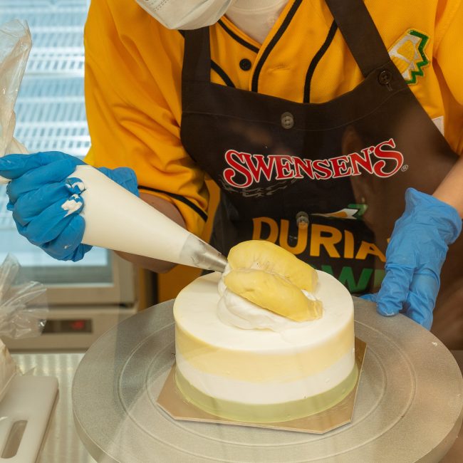 swensens-durian-town-pop-up-store-7