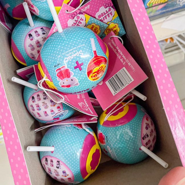 chupa-chups-kitty-collection-3
