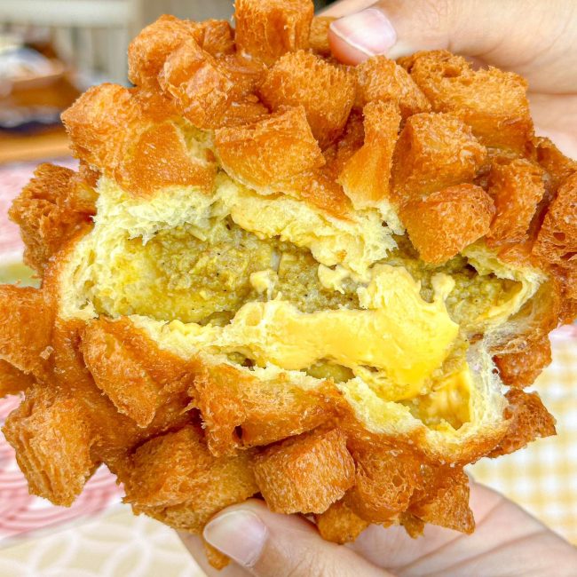 donut-curry-cheese-pork-sunmuolin-2