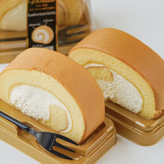 roll-cake-vanilla-whipcream-2