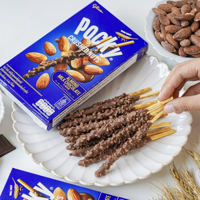 glico-pocky-almond-6