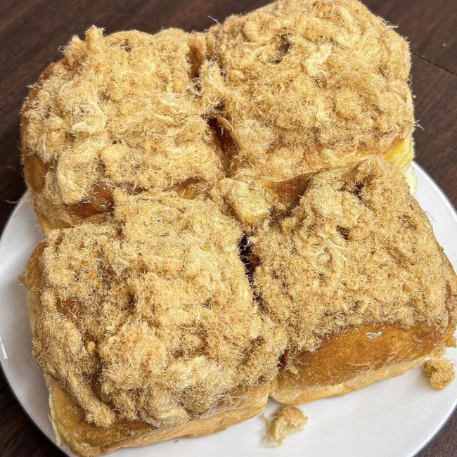 pork-floss-bun-yamazaki-4