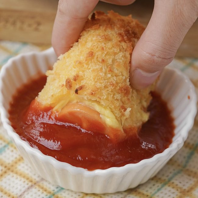 cooking-cheesy-sausage-12