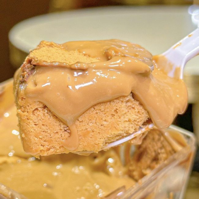 karun-x-the-rolling-pinn-thai-tea-dream-cake-2