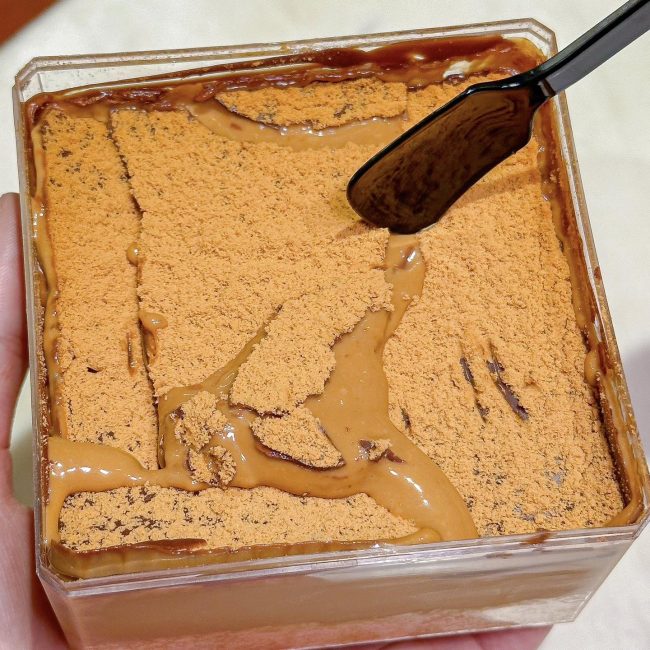 karun-x-the-rolling-pinn-thai-tea-dream-cake-4