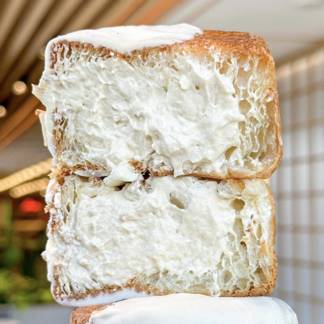 yamazaki-milk-caramel-croissant-roll-5