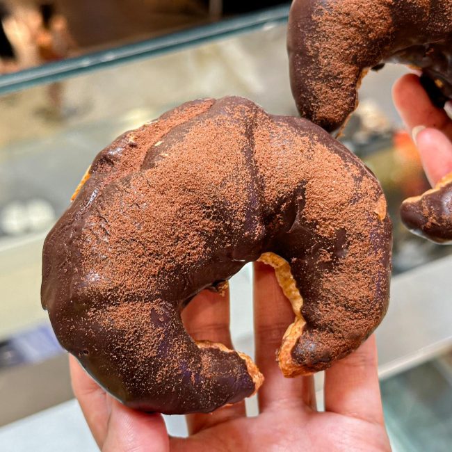 7-11-triple-choc-croisant-3