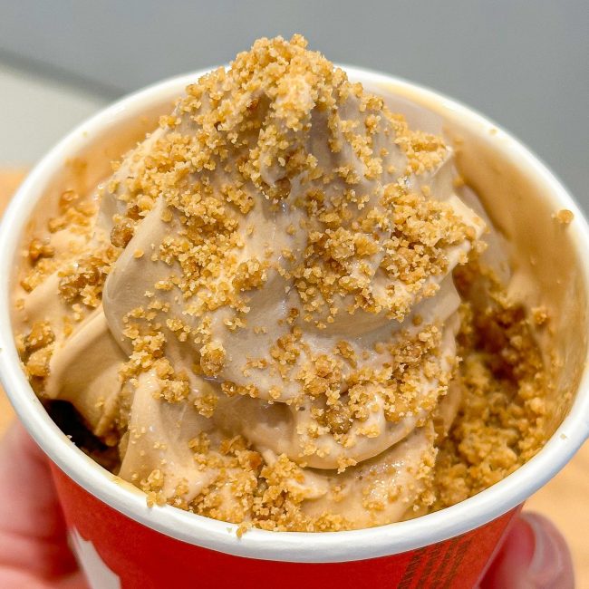 tim-hortons-espresso-soft-serve-7