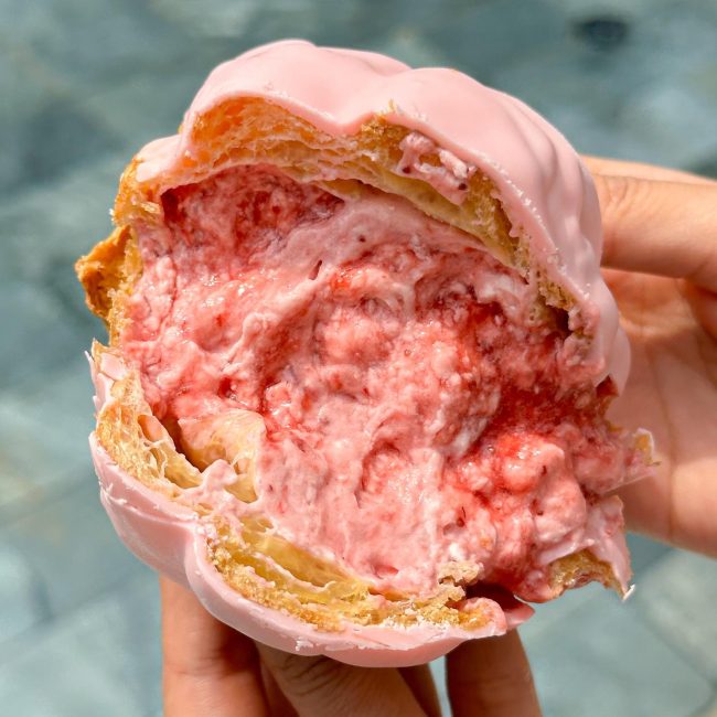 beardpapa-strawberry-cream-puff-5