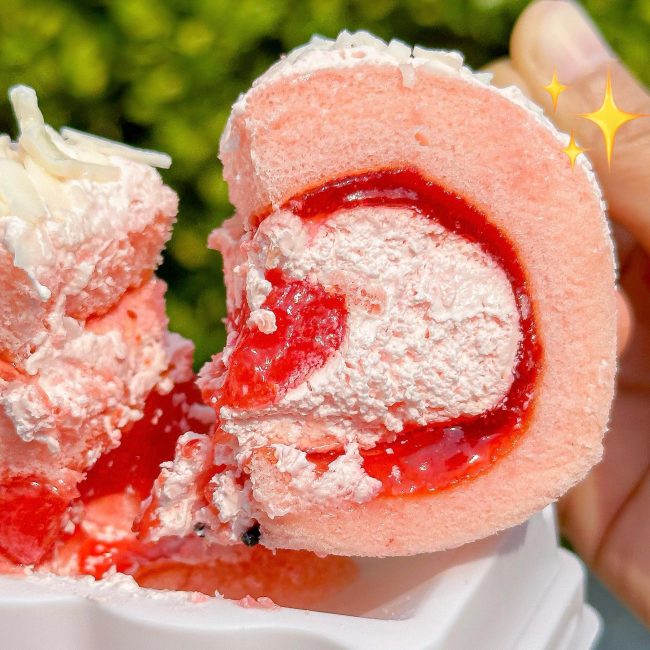 ezy-sweet-roll-cake-strawberry-3