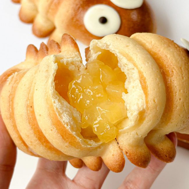 worm-bread-bread-talk-4