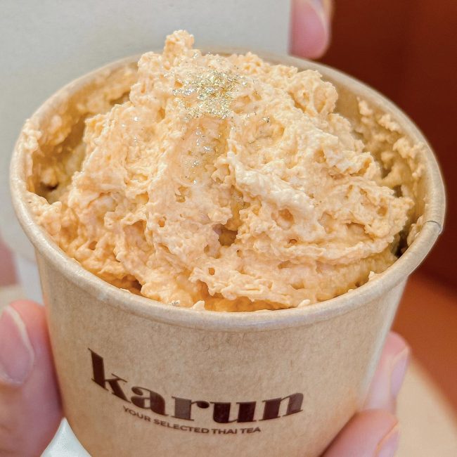 karun-thai-tea-topping-whipcream-2