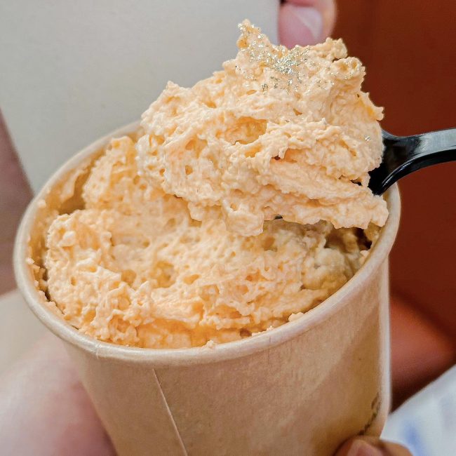 karun-thai-tea-topping-whipcream-3