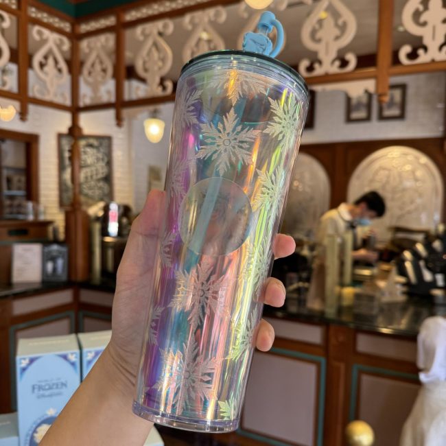 starbucks-x-frozen-disneyland-hk-2