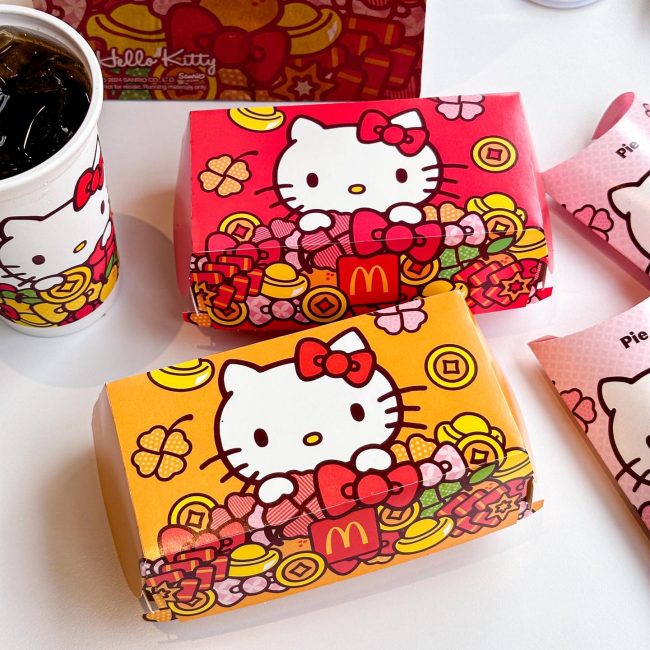 mcdonald-hello-kitty-6-12